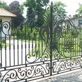 cropped-cropped-cropped-bramy-skrzydlowe-t-1.jpg Bramy skrzydłowe